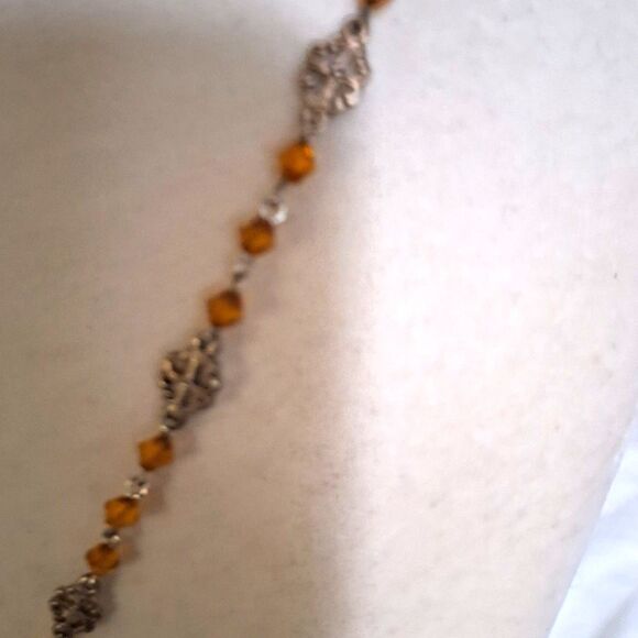 A Women's Delicate Beaded Necklace Pewter Heart Charm Fairy Core - Picture 4 of 9